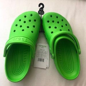 Classic neon green crocs *NWT*